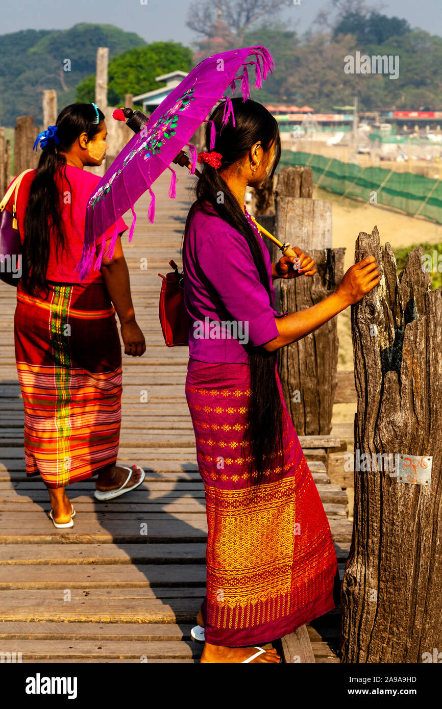 Two women standing on bridge hi-res stock photography and images - Alamy