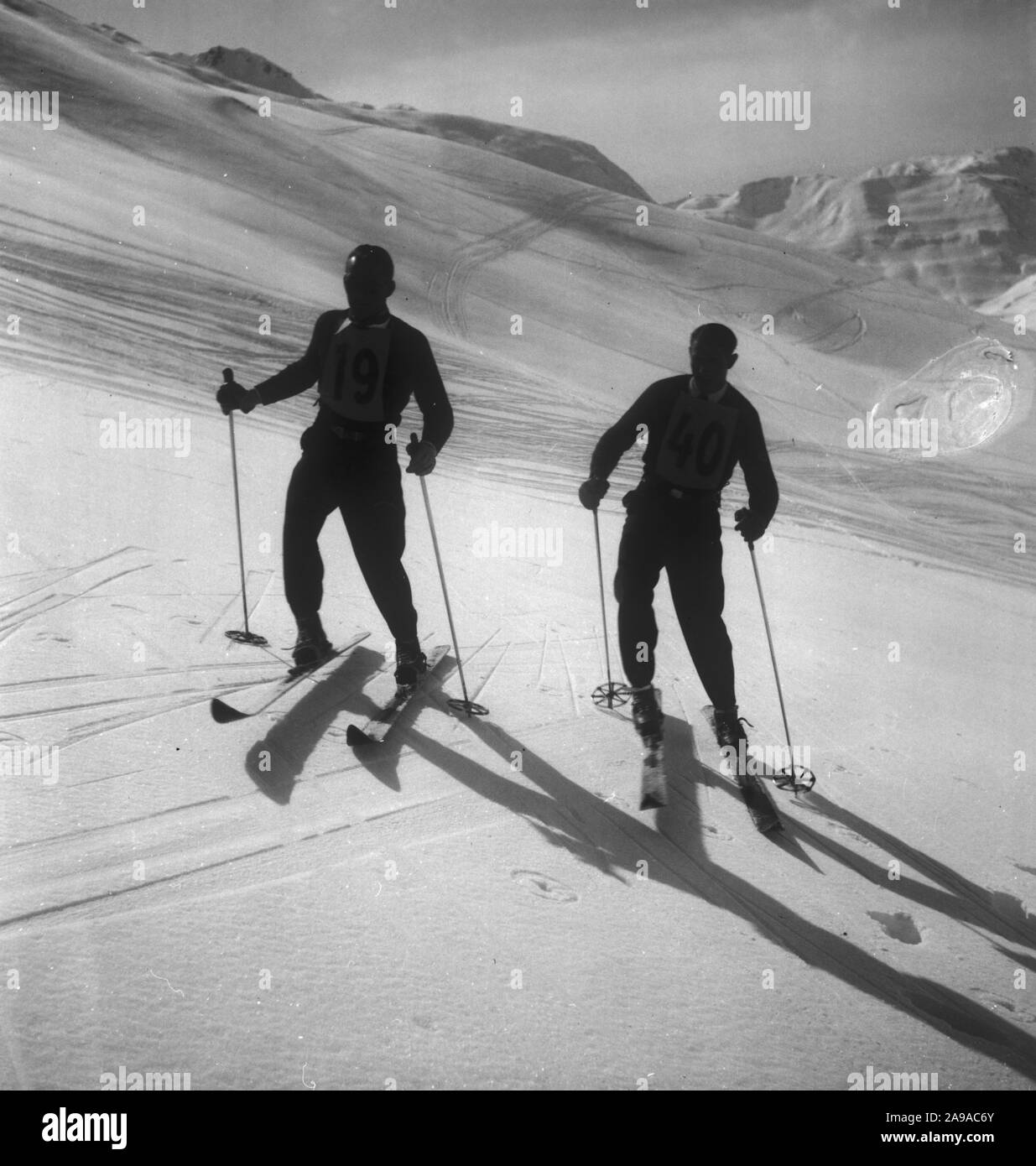 Departure ski Black and White Stock Photos & Images - Page 3 - Alamy