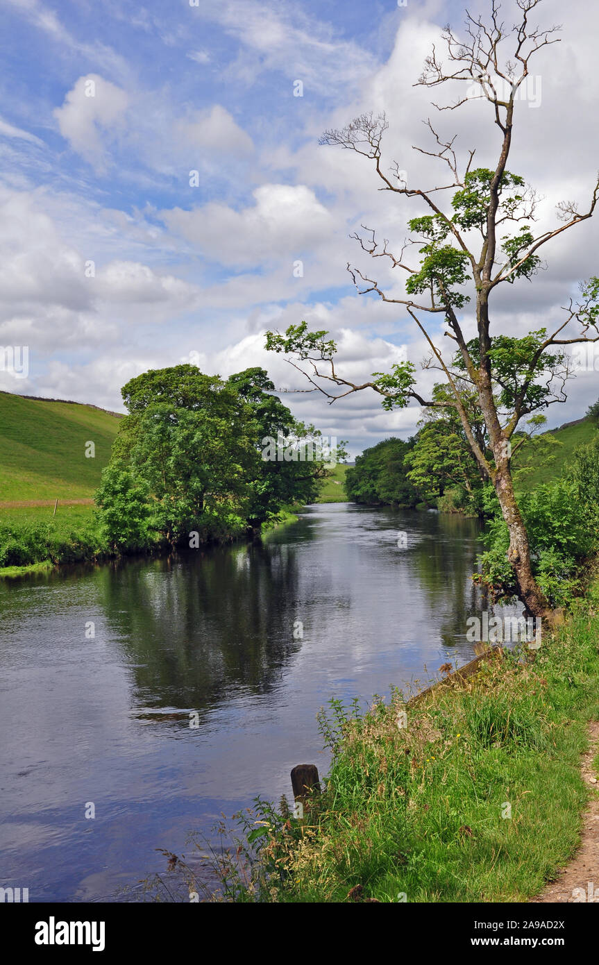 River Wharfe, Burnsall, North Yorkshire Stock Photo