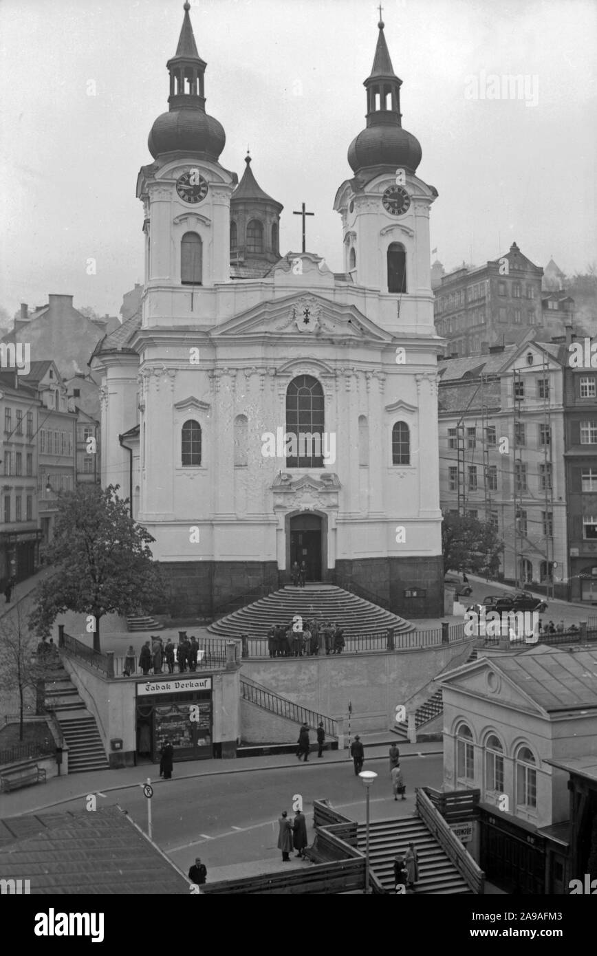The St. Mary Magdalen church at Karlsbad, 1930s. Stock Photo