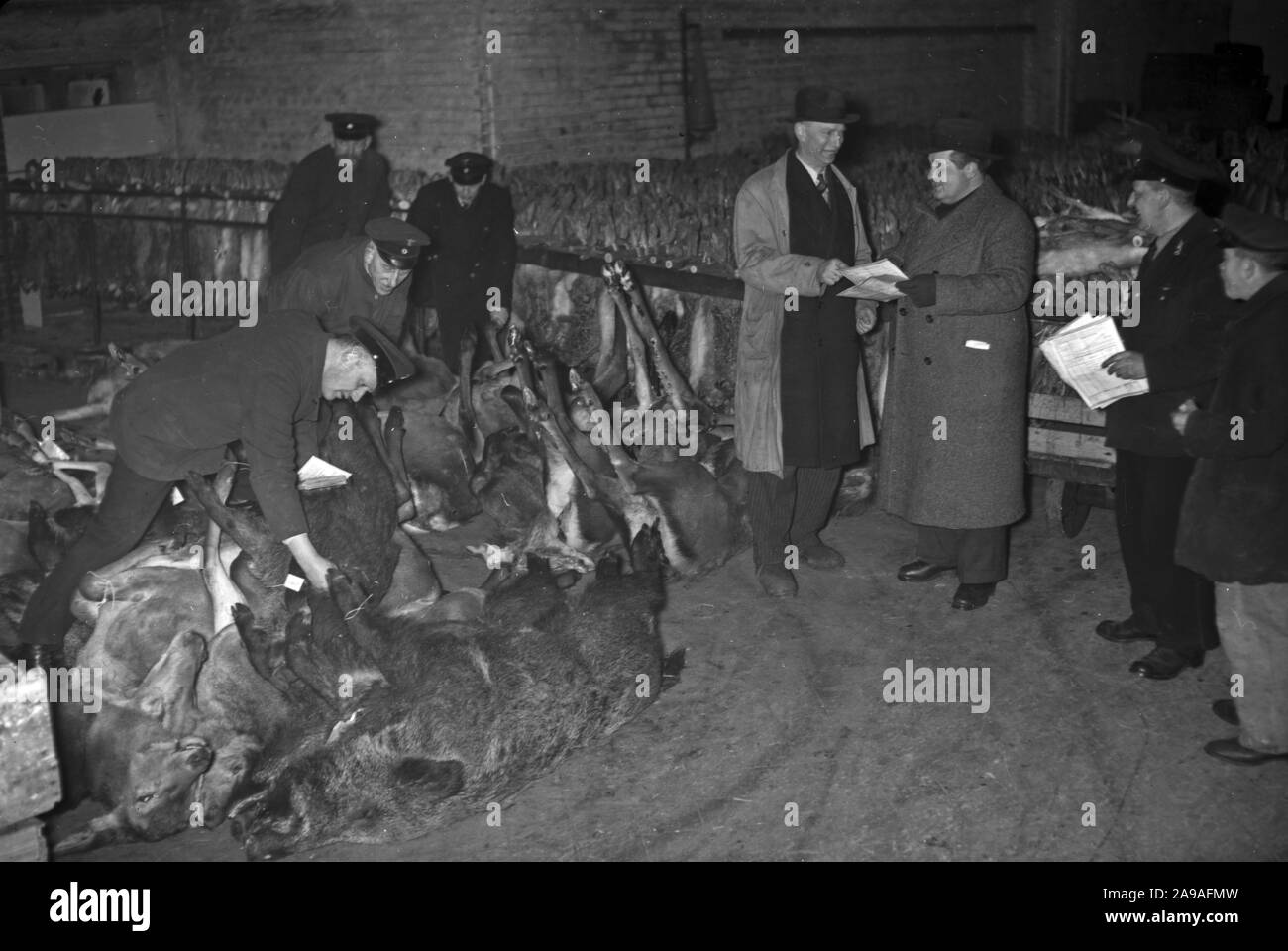 People shopping at the market in Karlsbad, 1930s. Stock Photo