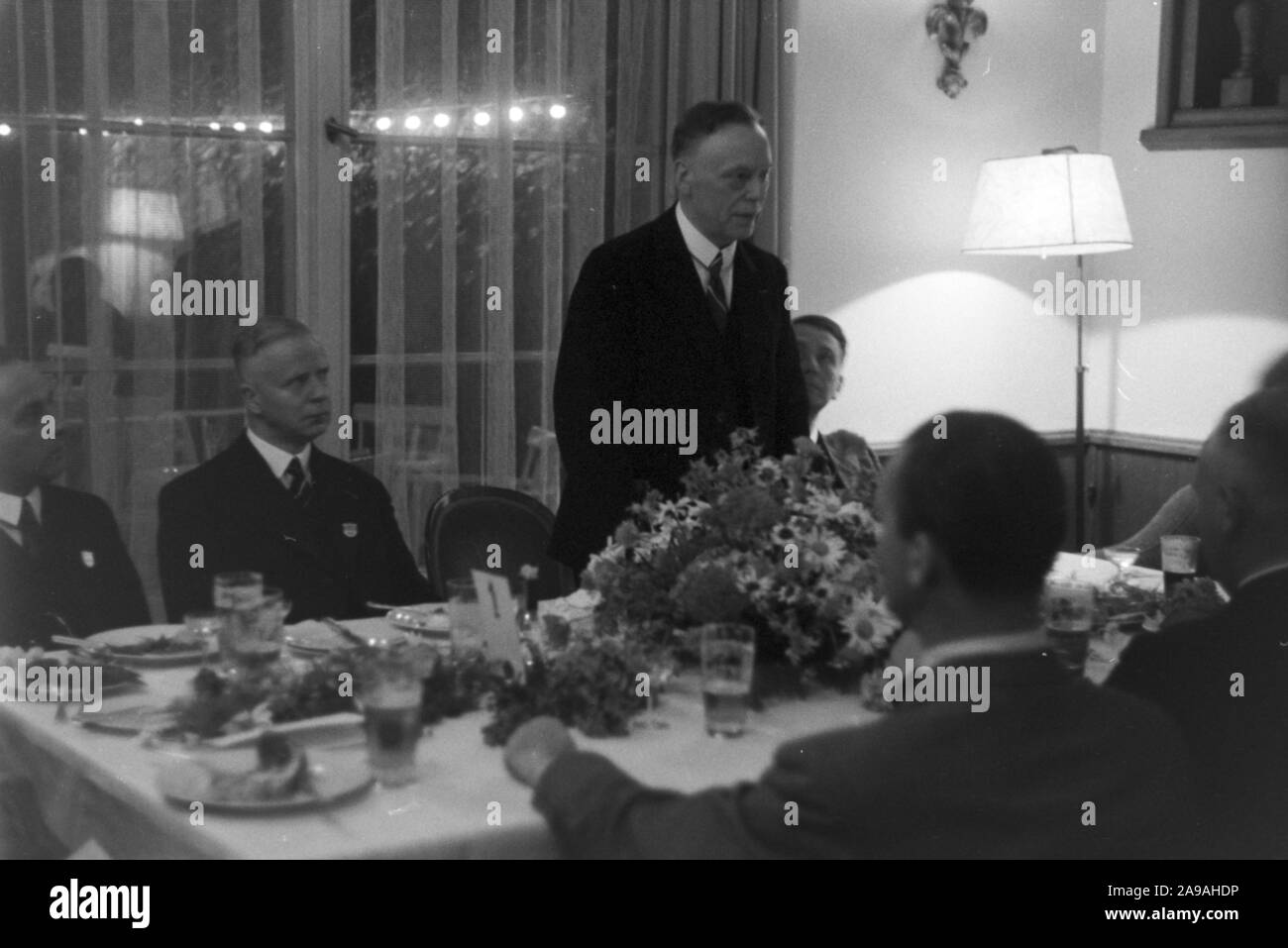 A meeting in the Harnack-Haus in Berlin-Dahlem, Germany 1930s. Stock Photo