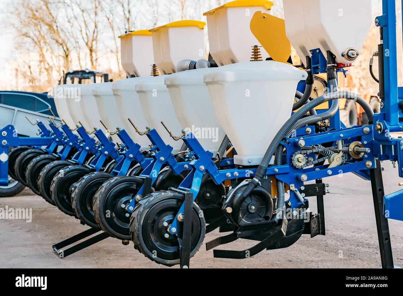 Rural farm tractor air seeder seeder equipment hi-res stock photography ...