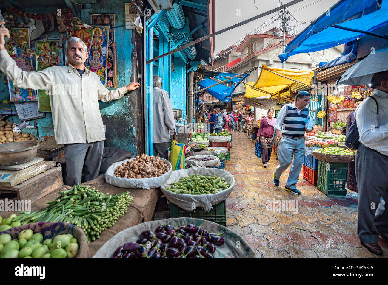 Sabzi Mandi Hi res Stock Photography And Images Alamy
