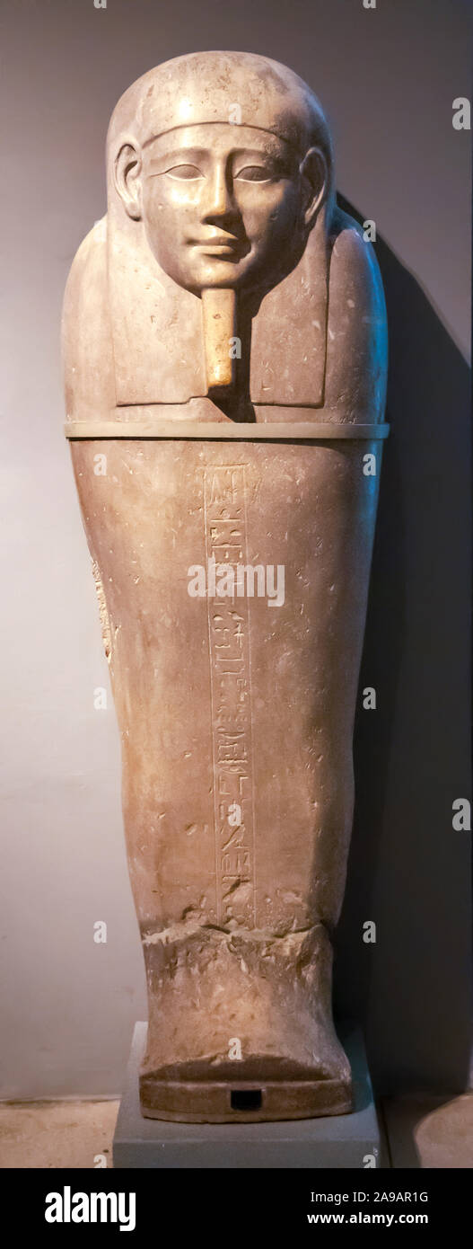 Relief museum egyptian antiquities hi-res stock photography and images ...