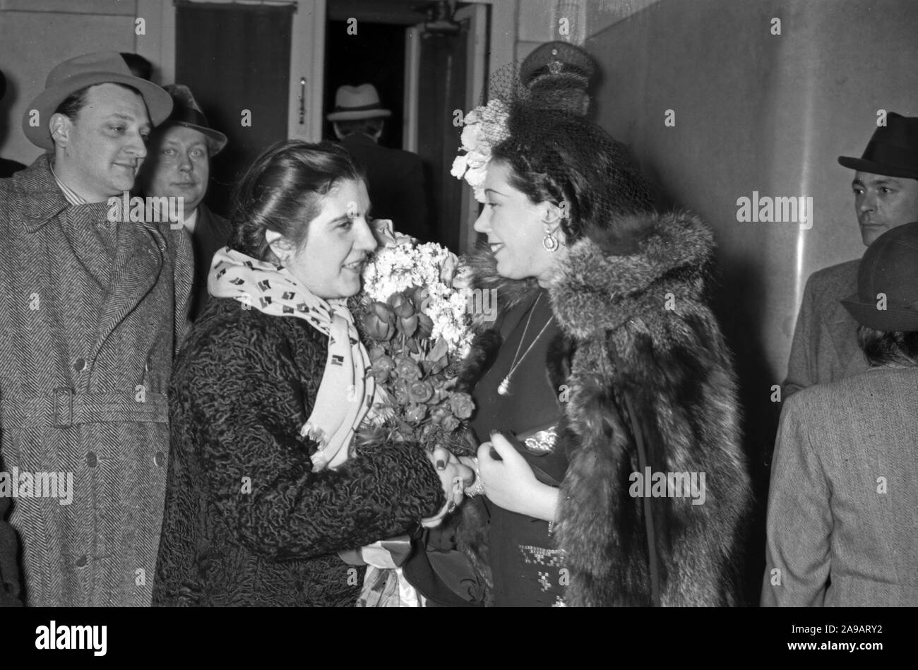 Preparing an opera performance, Germany 1940s Stock Photo - Alamy