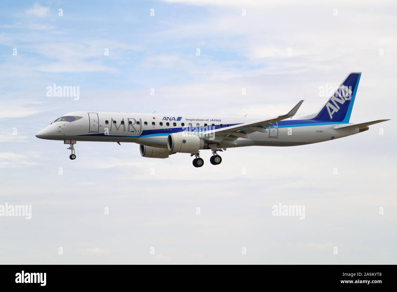 全日空商事　ANA 三菱MRJ90 1/200 NH29010 全日空商事 ANA 三菱MRJ90 1/200 NH29010