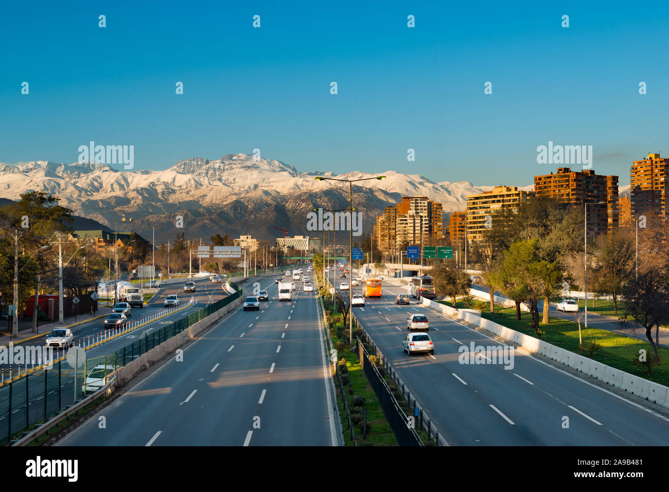 Expressway And Cars Hi Res Stock Photography And Images Alamy