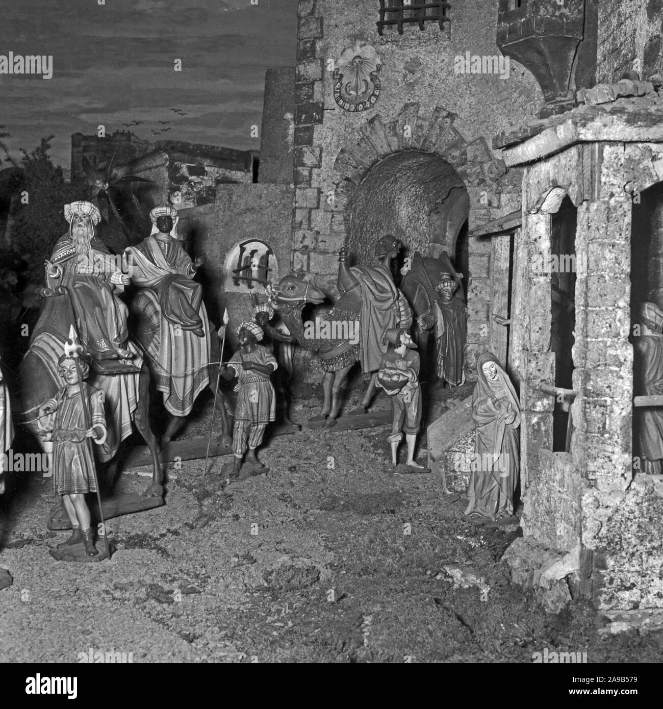 View to a big nativity set during christmas time, Germany 1955 Stock Photo