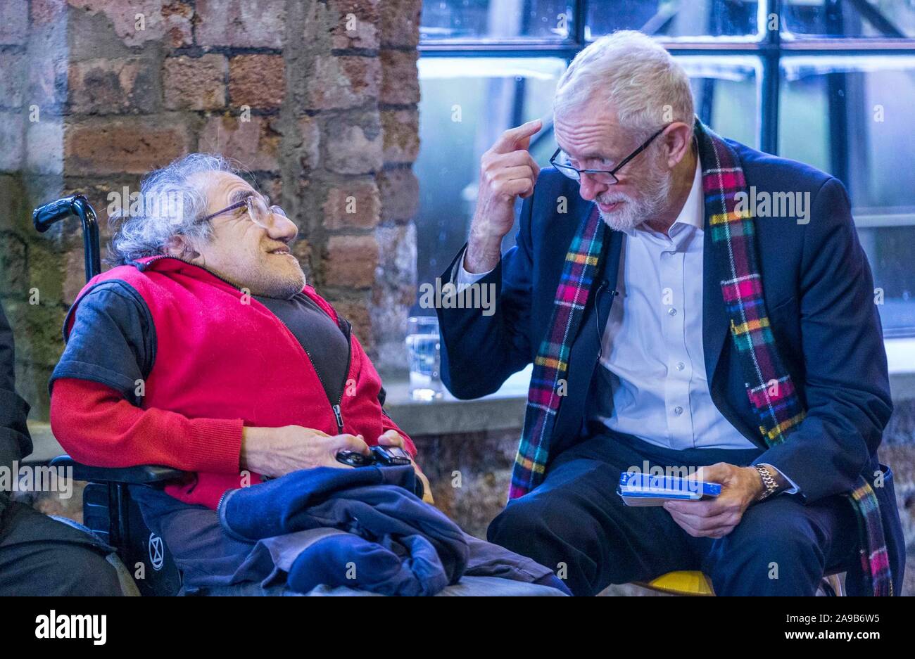 Newtongrange, United Kingdom. 14 November, 2019 Pictured: Jeremy Corbyn at National Mining Museum in Newtongrange. Labour leader, Jeremy Corbyn continues his visit to Scotland as part of his UK Election campaign. Credit: Rich Dyson/Alamy Live News Stock Photo