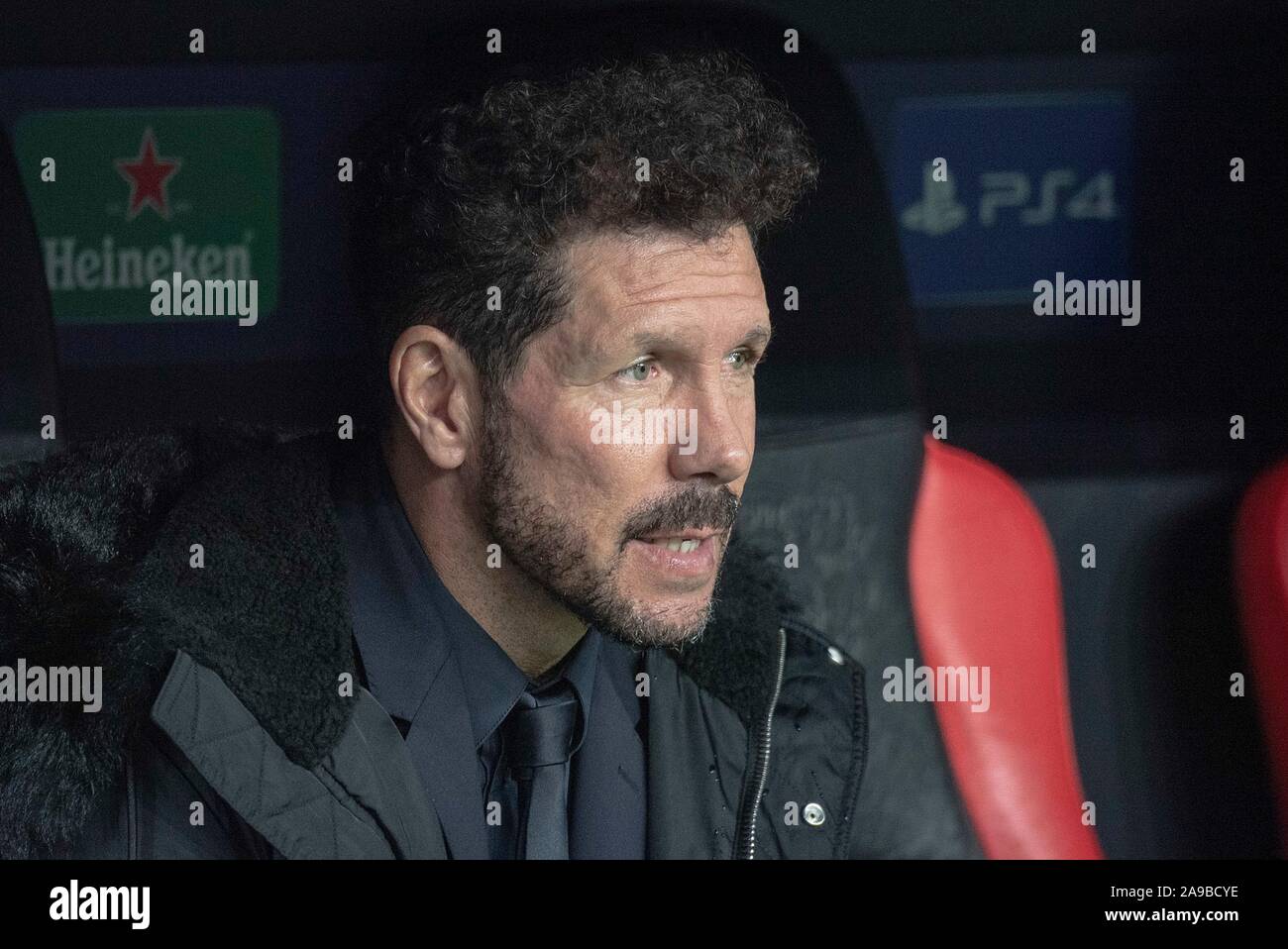 Leverkusen, Deutschland. 06th Nov, 2019. coach Diego SIMEONE (Atletico), portrait slightly laterally; attentively; Soccer Champions League, Preliminary Round, 4th matchday Group D Bayer 04 Leverkusen (LEV) - Atlético Madrid (Atletico) 2: 1, on 06/11/2019 in Leverkusen/Germany. UEFA regulations prohibit any use of images as image sequences and/or quasi-video | usage worldwide Credit: dpa/Alamy Live News Stock Photo