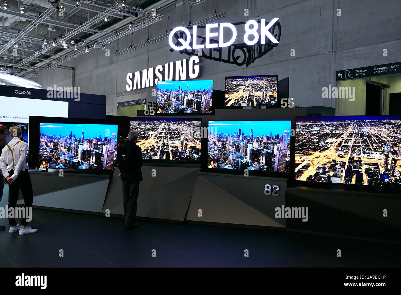 06.09.2019, Berlin, Berlin, Germany - SAMSUNG presents new flat screen televisions with QLED technology and 8K resolution at IFA. Models with differen Stock Photo