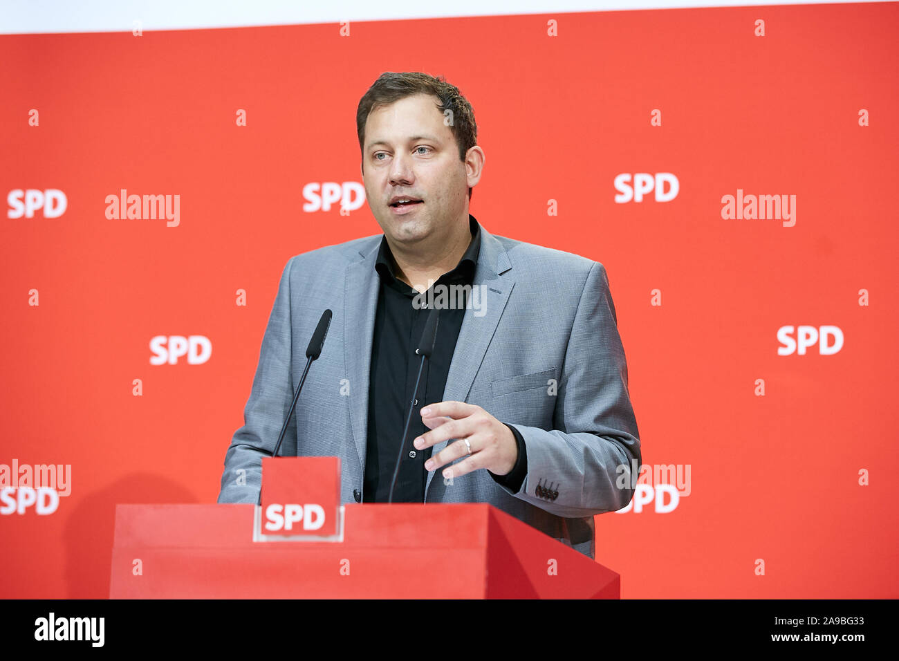14.10.2019, Berlin, Berlin, Germany - Lars Klingbeil, Secretary General of the SPD at a press conference in the Willy Brandt House. 00R191014D012CAROE Stock Photo
