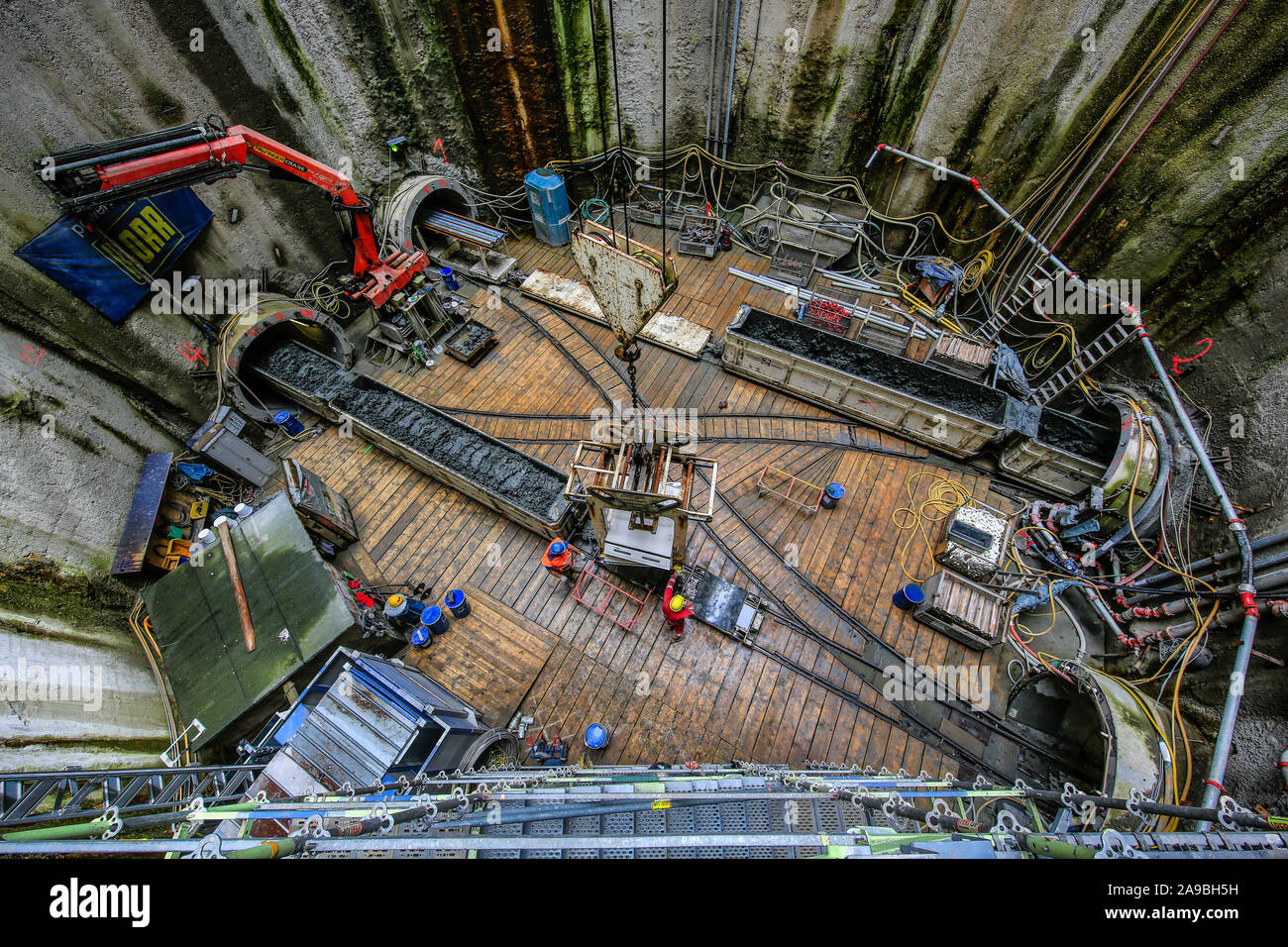 16.06.2016, Oberhausen, North Rhine-Westphalia, Germany - Emscher conversion, new construction of the Emscher sewer AKE, tuebbing tunneling at shaft 2 Stock Photo