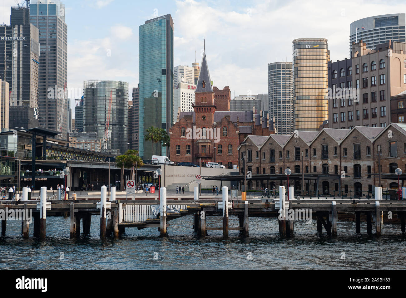 21.09.2019, Sydney, New South Wales, Australia - View over the Campbells Cove to the skyline of the business district and the district The Rocks. 0SL1 Stock Photo