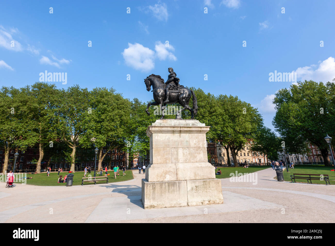 Queen Square, Lawned square with wide paths and an equestrian King William III statue. Bristol