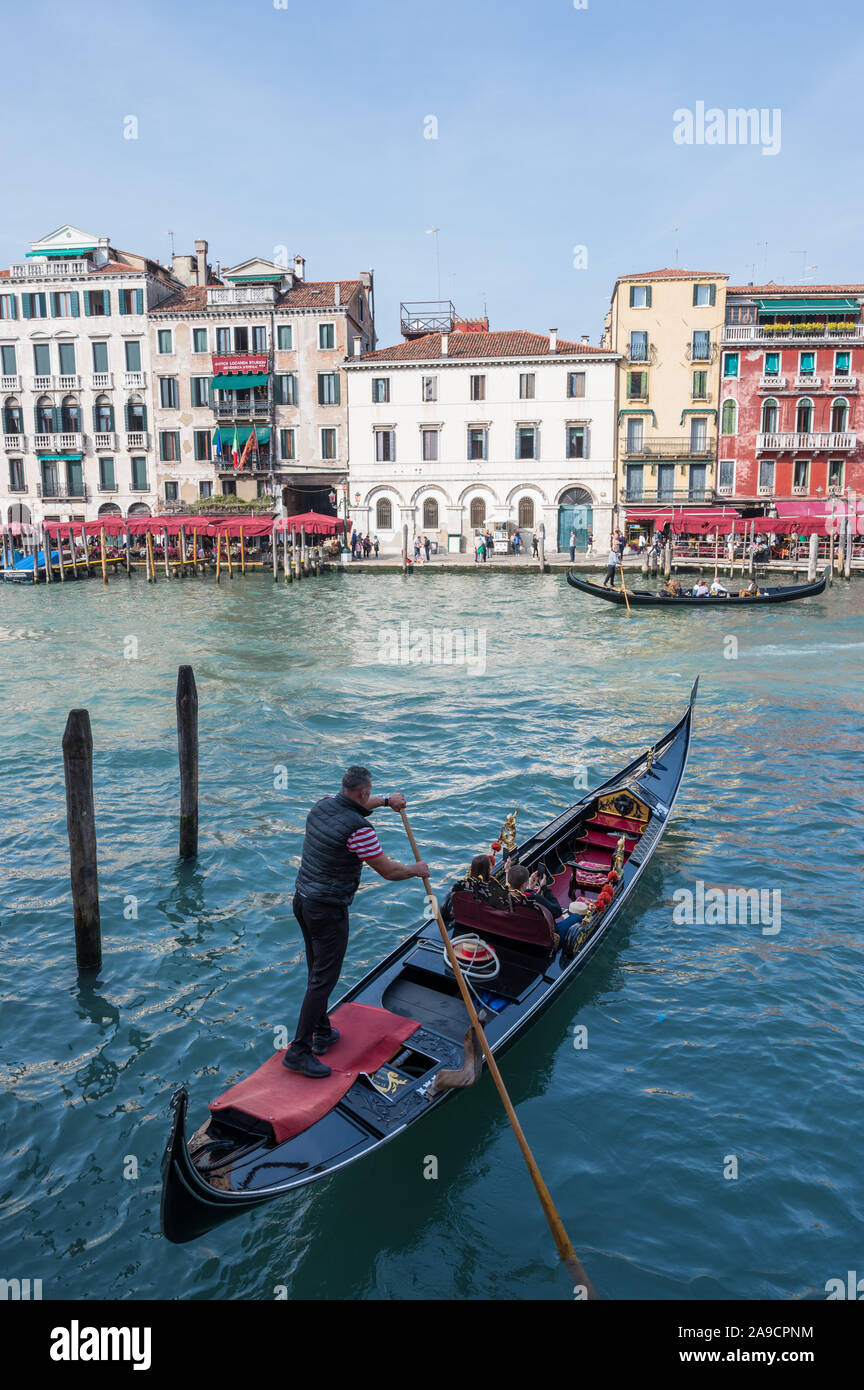 Gondola Docks High Resolution Stock Photography and Images - Alamy