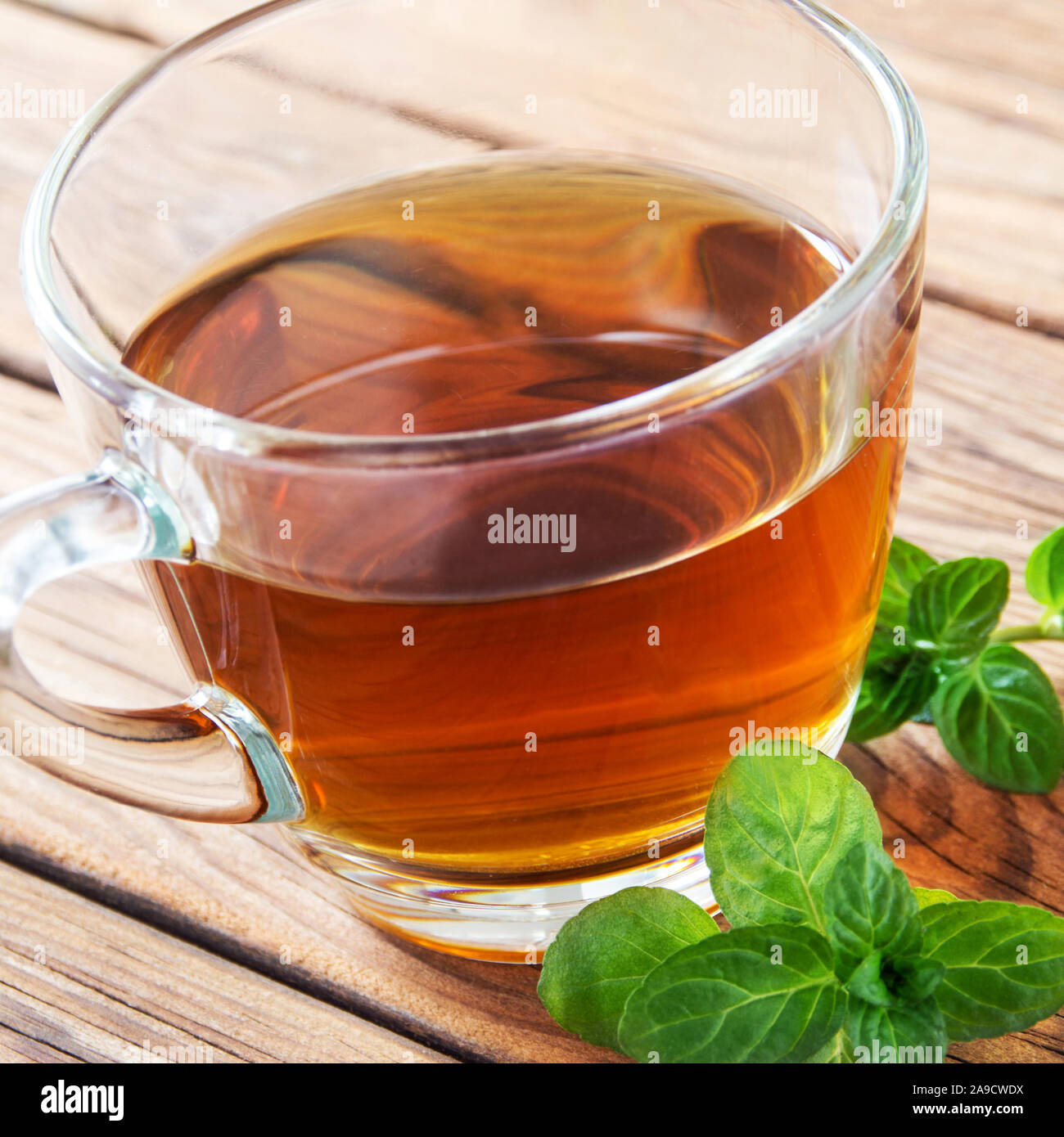 Peppermint leaves and tea Stock Photo - Alamy