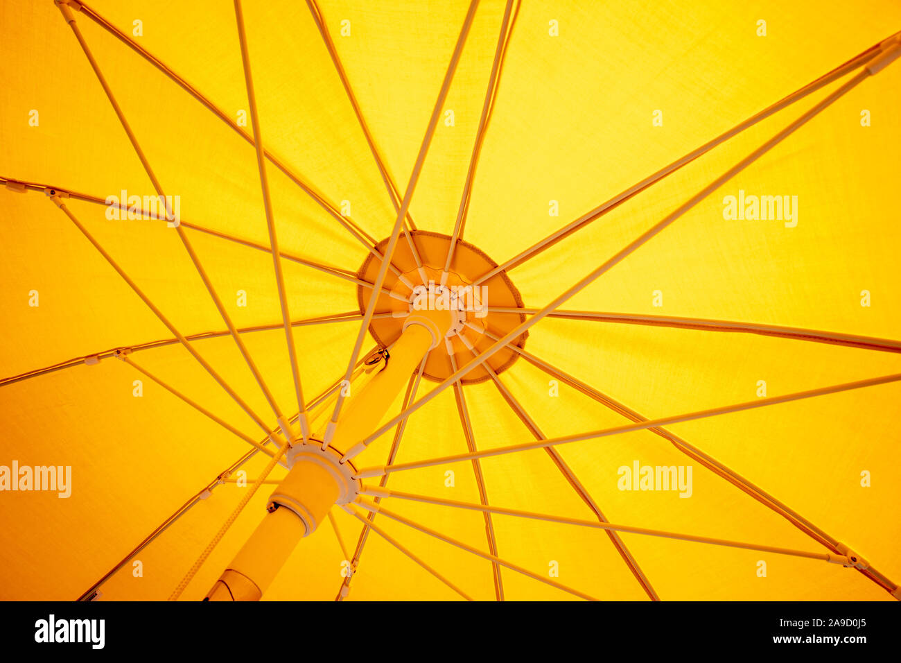 Sunscreen umbrella hires stock photography and images Alamy