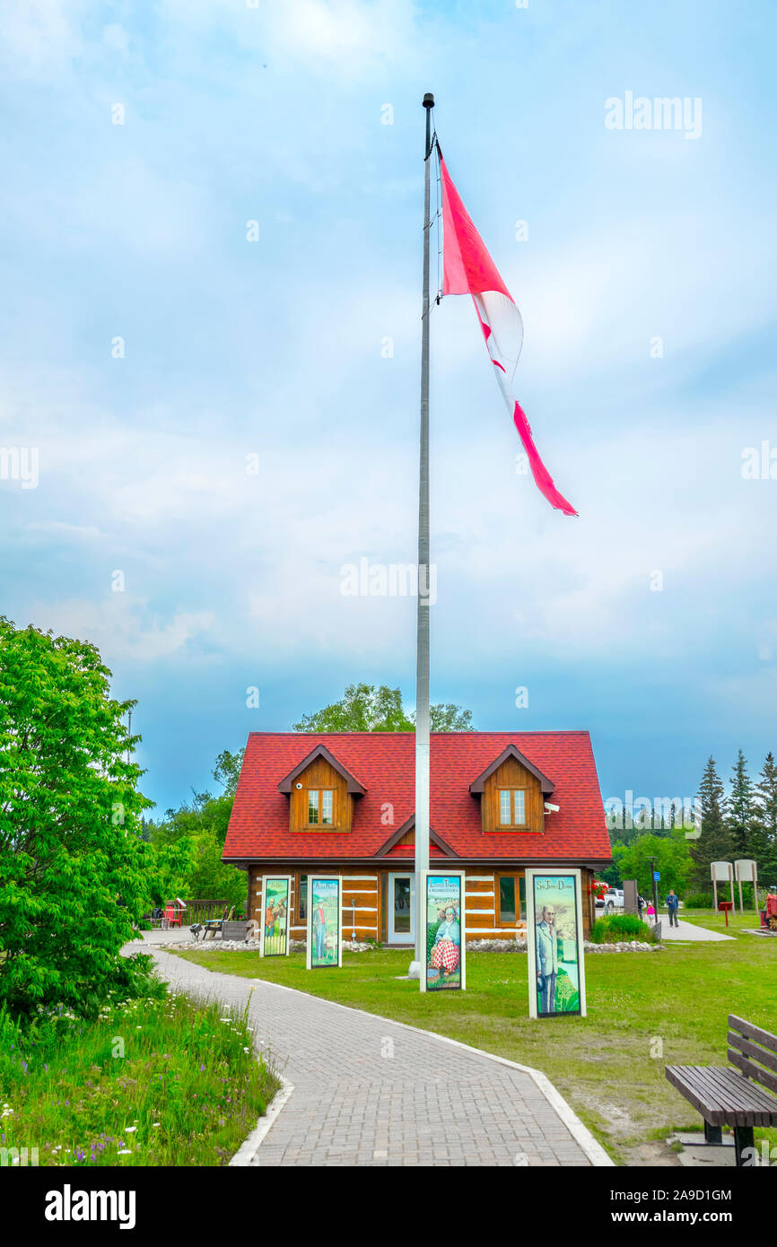 Visitor's center for the famous Wawa Goose in Goulais River, Ontario: This giant roadside goose has been hailing travelers into a small Ontario town f Stock Photo