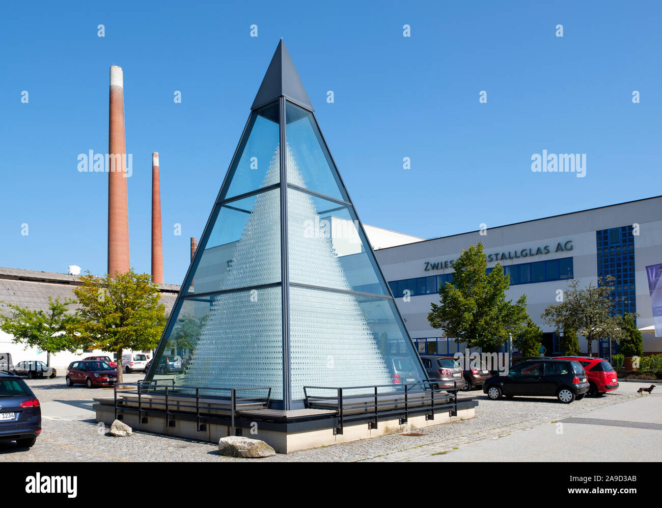 Crystal glass pyramid of Zwiesel Kristallglas AG, Zwiesel, the Bavarian Forest, Lower Bavaria, Bavaria, Germany Stock Photo