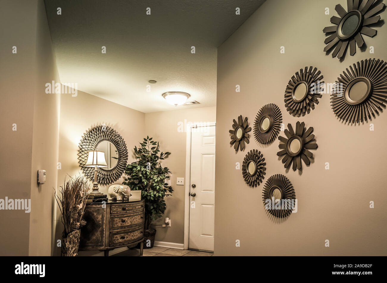 Foyer apartment 2024
