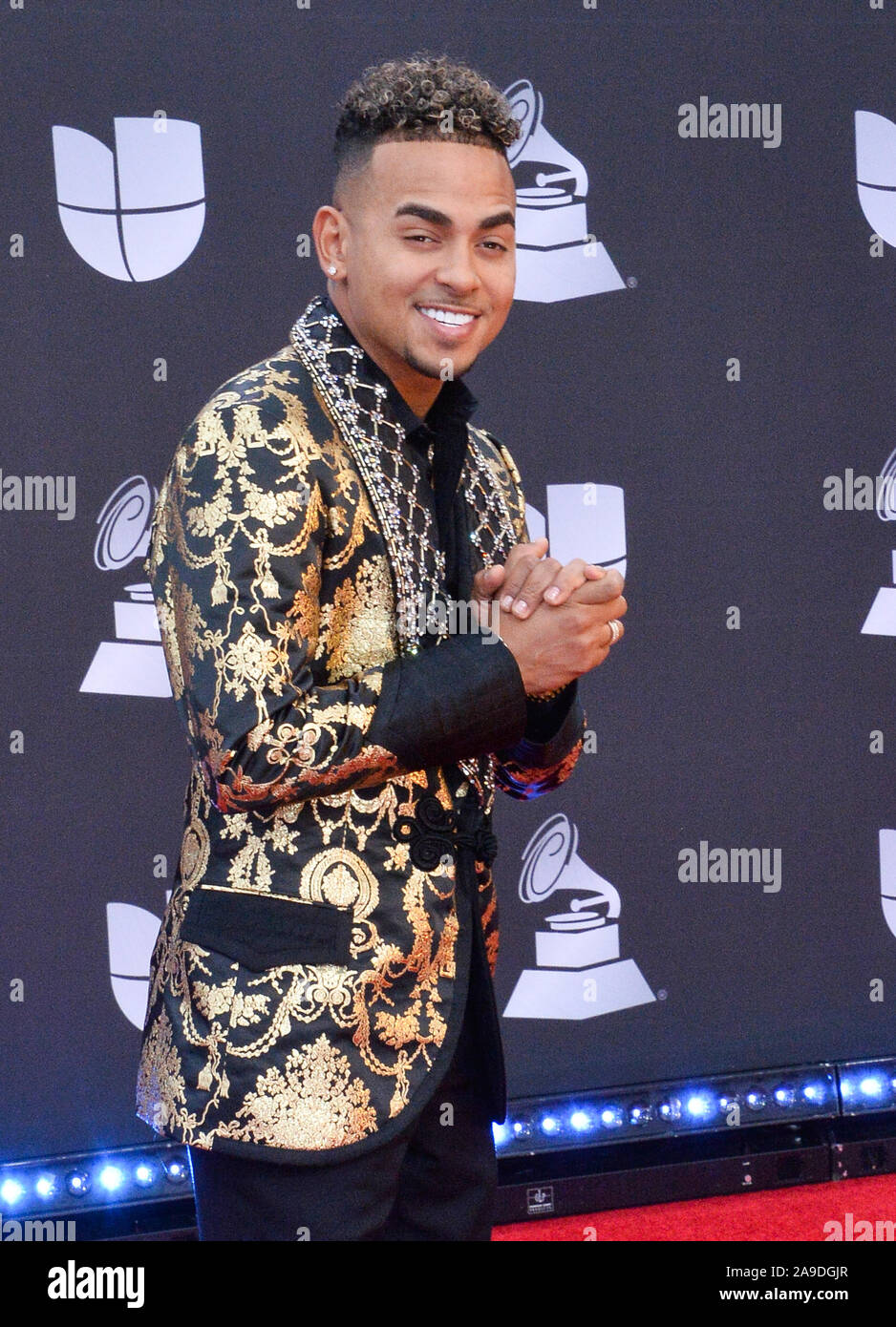 Ozuna singer