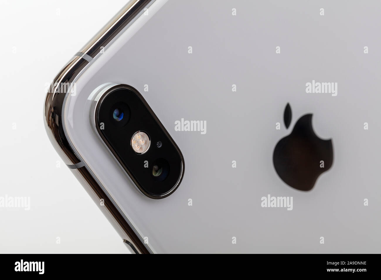 Apple iPhone XS Max, Rear, Camera, Detail Stock Photo Alamy