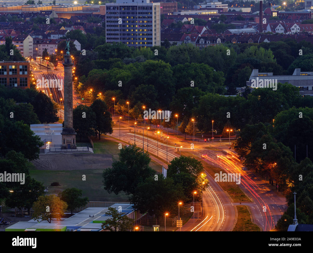 Hannover, Waterloo square with Waterloo pillar at night Stock Photo Alamy