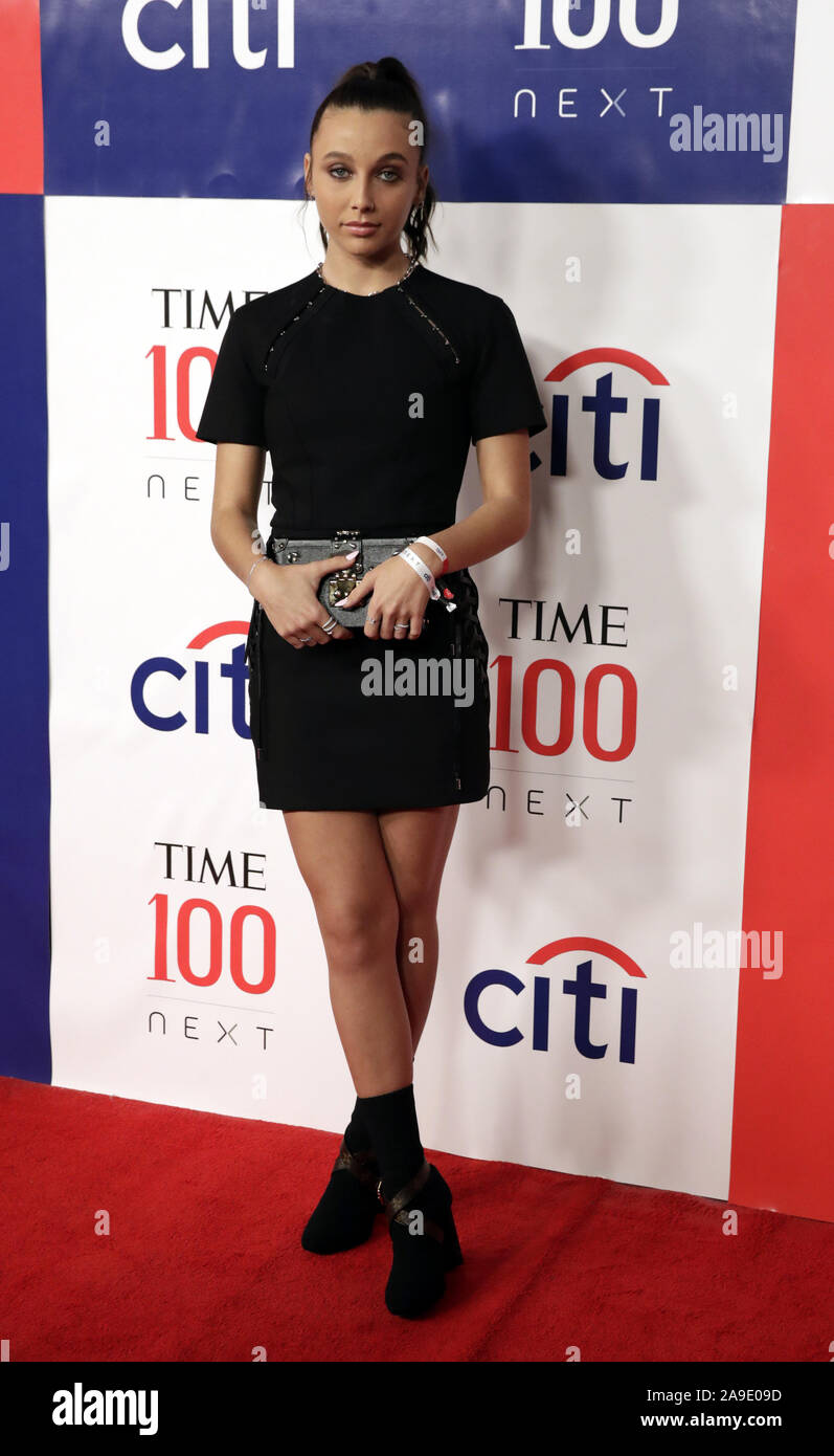 Emma Chamberlain attends the Louis Vuitton Cruise 2020 Fashion Show at TWA  Terminal in JFK Airport on May 08, 2019 in New York City. Photo by Lionel  Hahn/ABACAPRESS.COM Stock Photo - Alamy