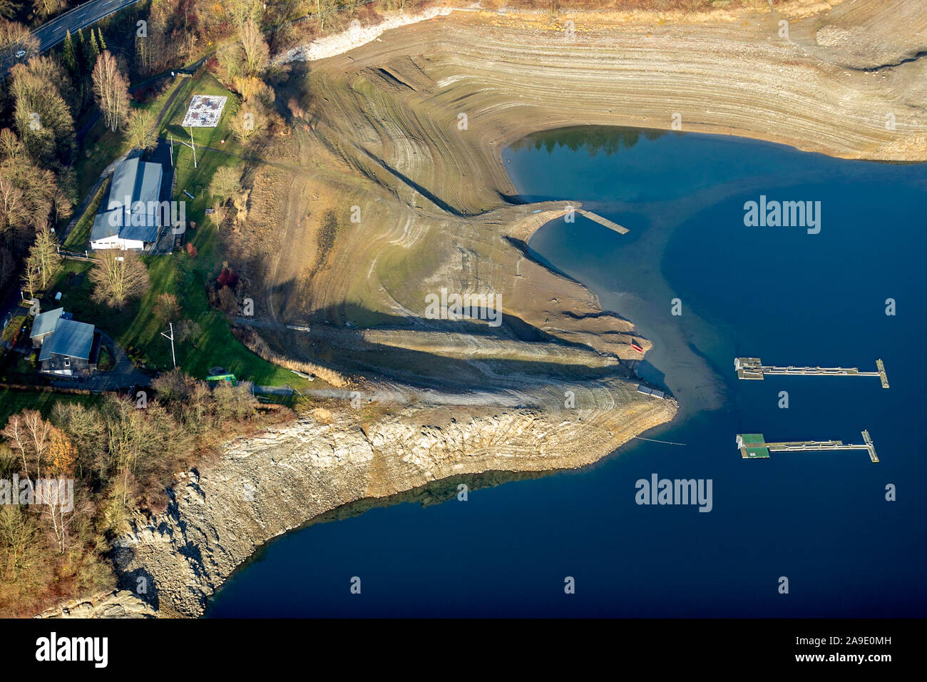 Aerial shots, low water, landing pier, sail club Hennesee e.V., oar club of  Meschede, Hennesee, Hennetal dam, reservoir, Berghausen, Meschede, Sauerla  Stock Photo - Alamy