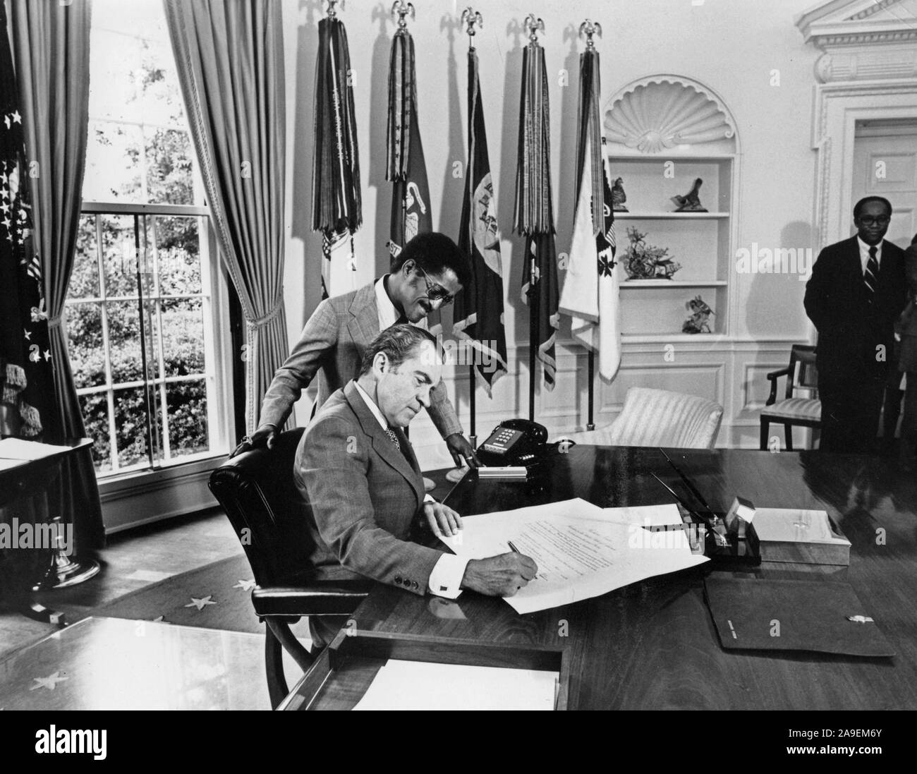 President Richard Nixon and Sammy Davis, Jr Stock Photo
