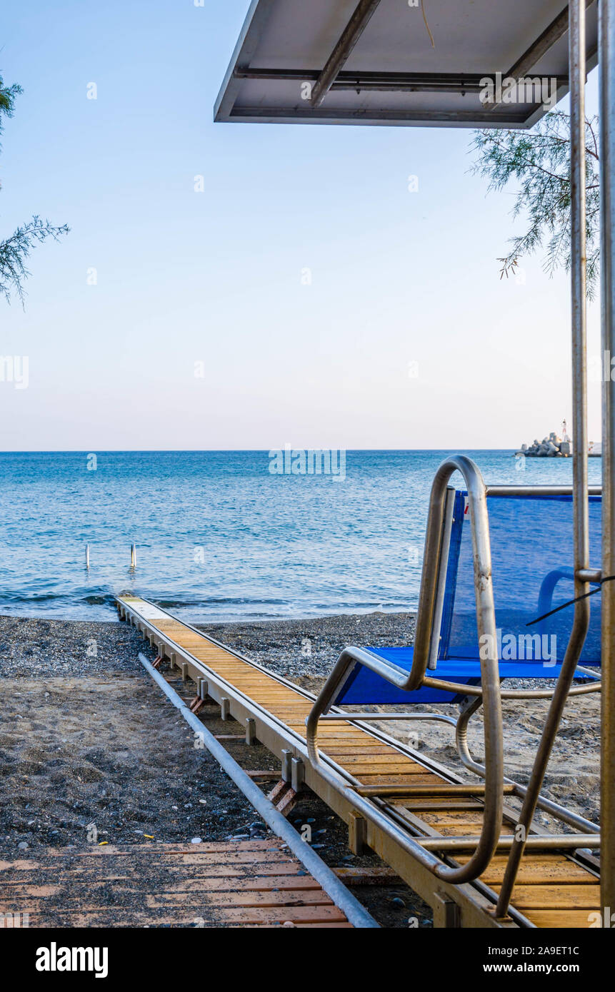 Disabled beach access hires stock photography and images Alamy