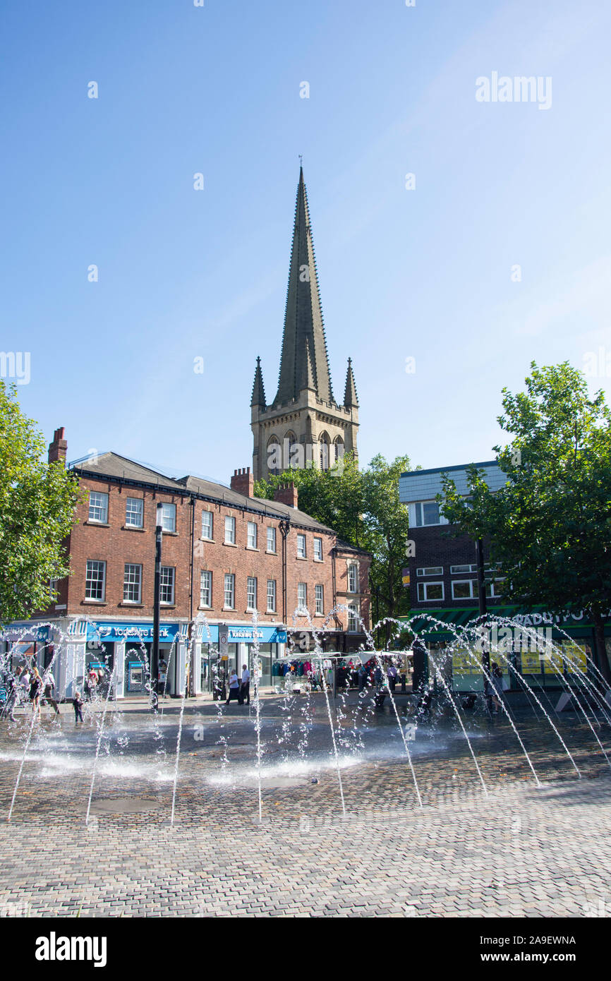 Street fountain and Wakefield Cathedral, Northgate, Wakefield, West