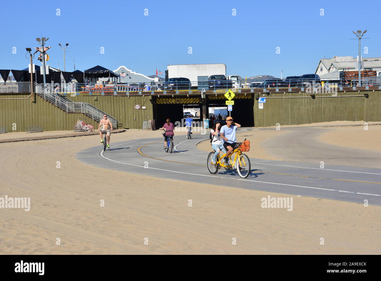 Cycle roads at Santa Monica Pier Stock Photo Alamy