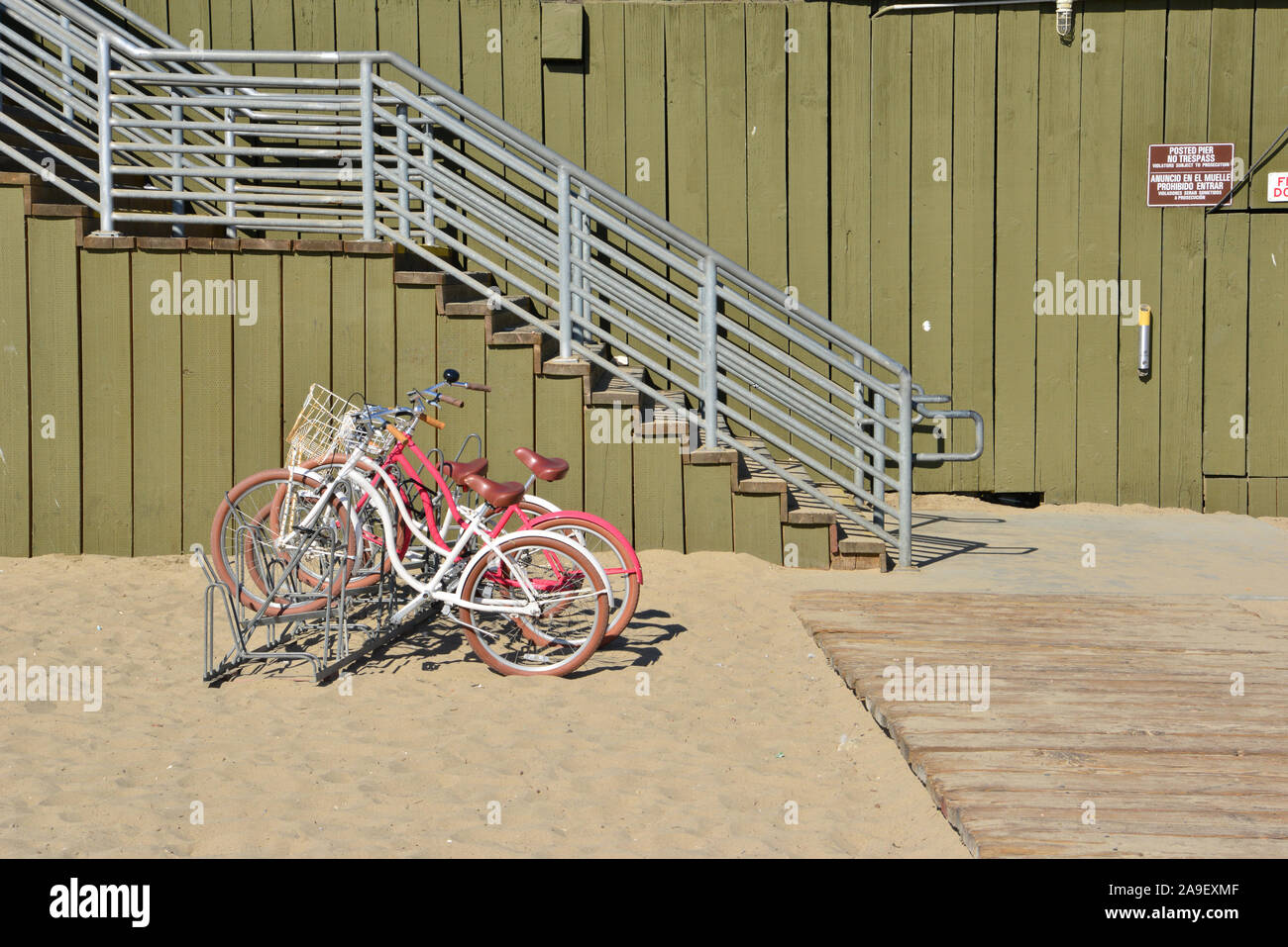 Push bikes parked at Santa Monica Beach in Winter Stock Photo Alamy