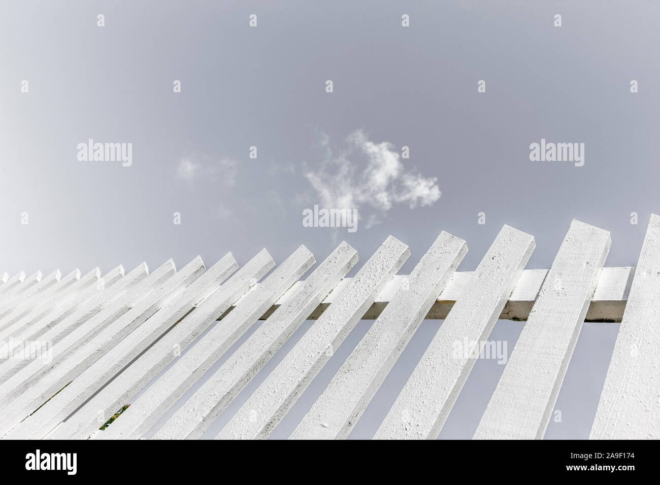 White timber fence hi-res stock photography and images - Alamy