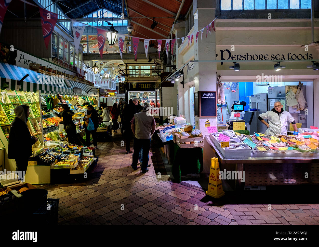 Oxford Covered Market is situated off the High Street between the colleges and the main shopping centre Stock Photo