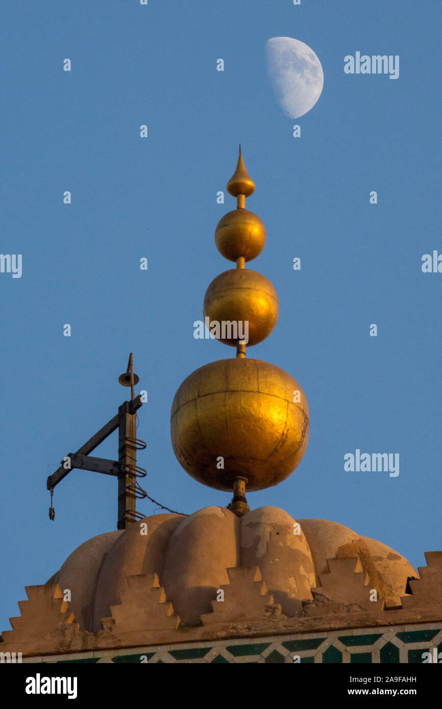 Minaret of the Koutoubia mosque, golden ball bar jamur, Marrakech, Morocco Stock Photo