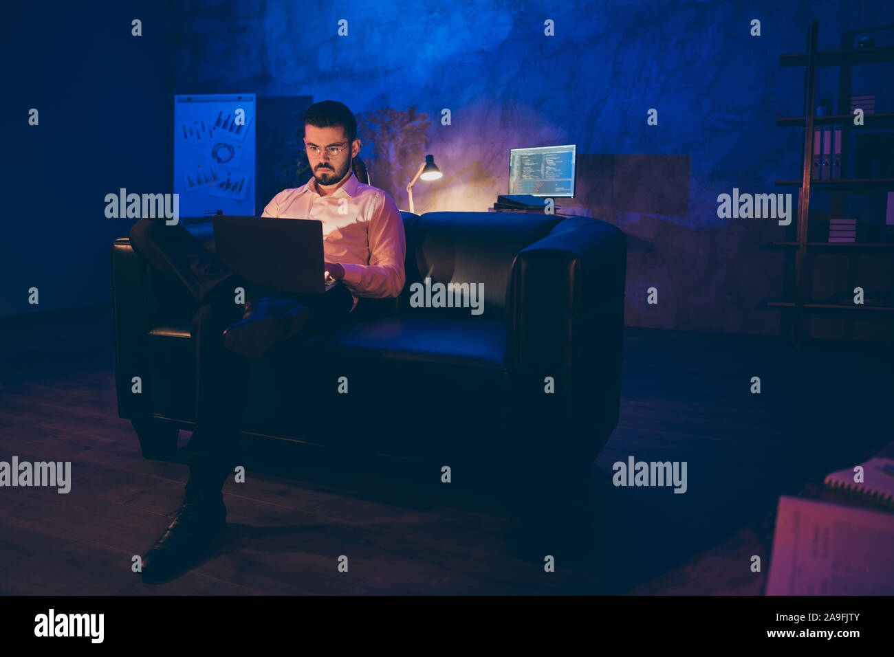 Startup company back end hi-res stock photography and images - Alamy
