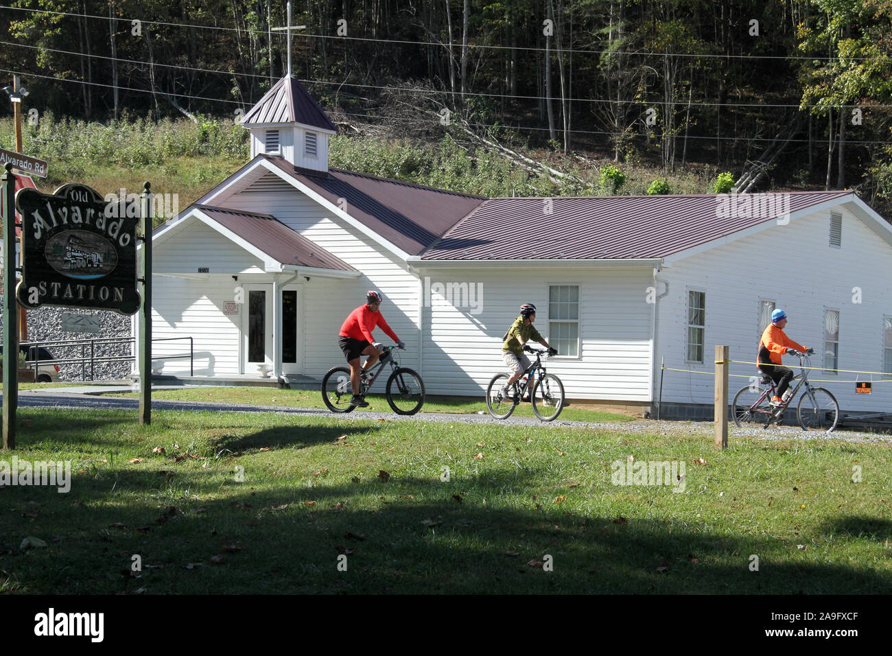 Virginia creeper trail bike hires stock photography and images Alamy