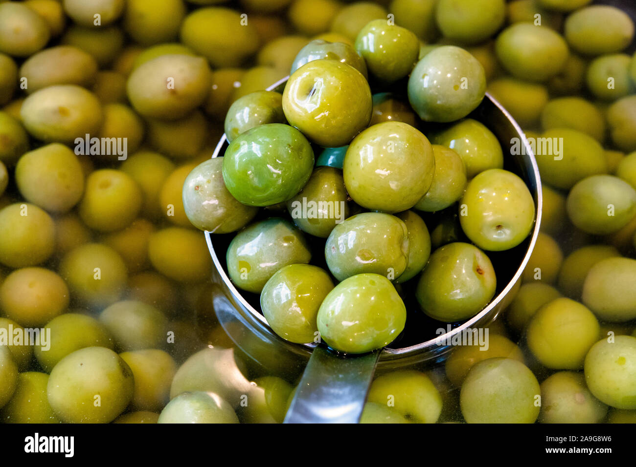 Castelvetrano olives hires stock photography and images Alamy