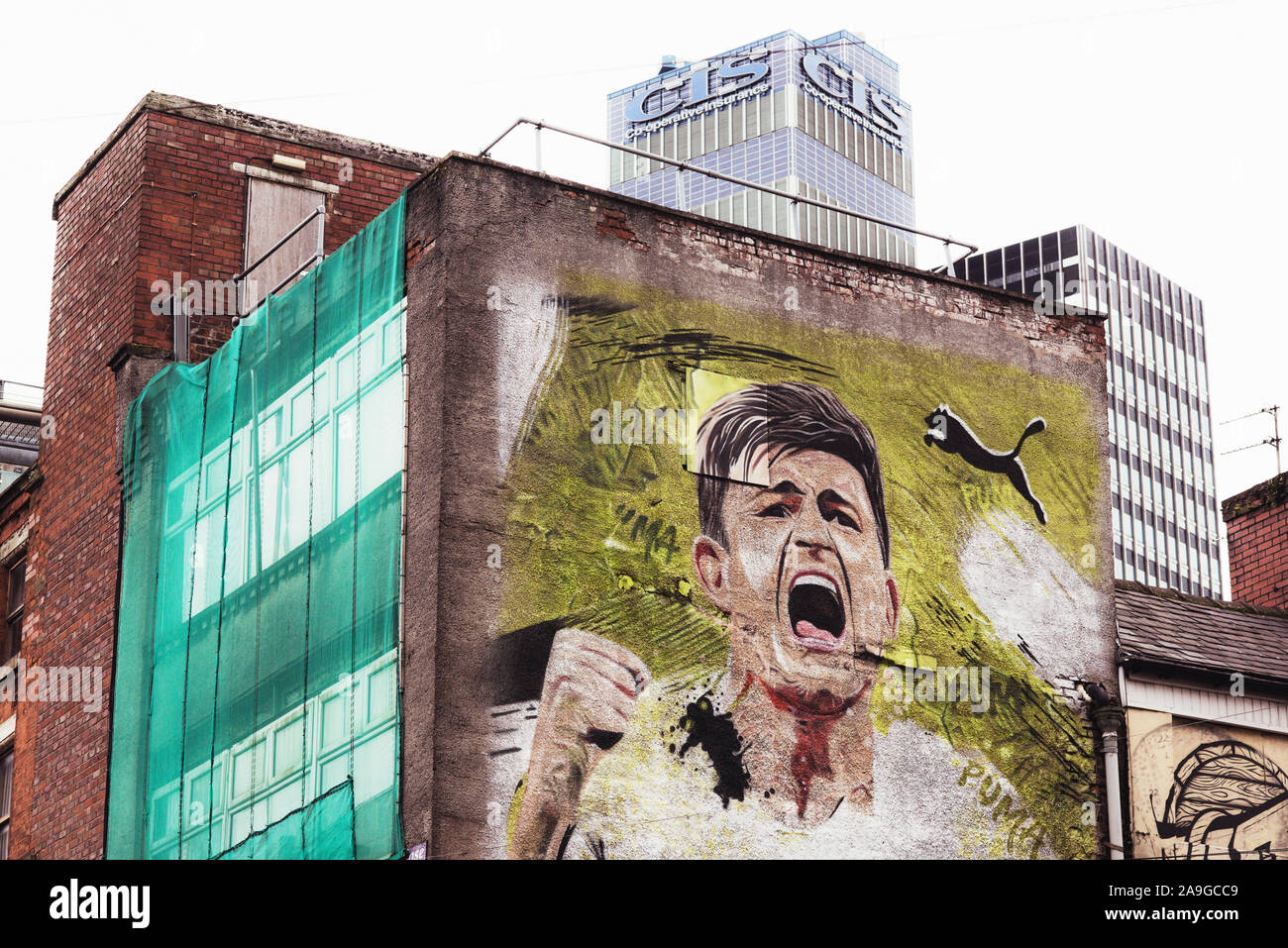 Harry Maguire PUMA advert. This is the one. Akse p19. Manchester Stock  Photo - Alamy