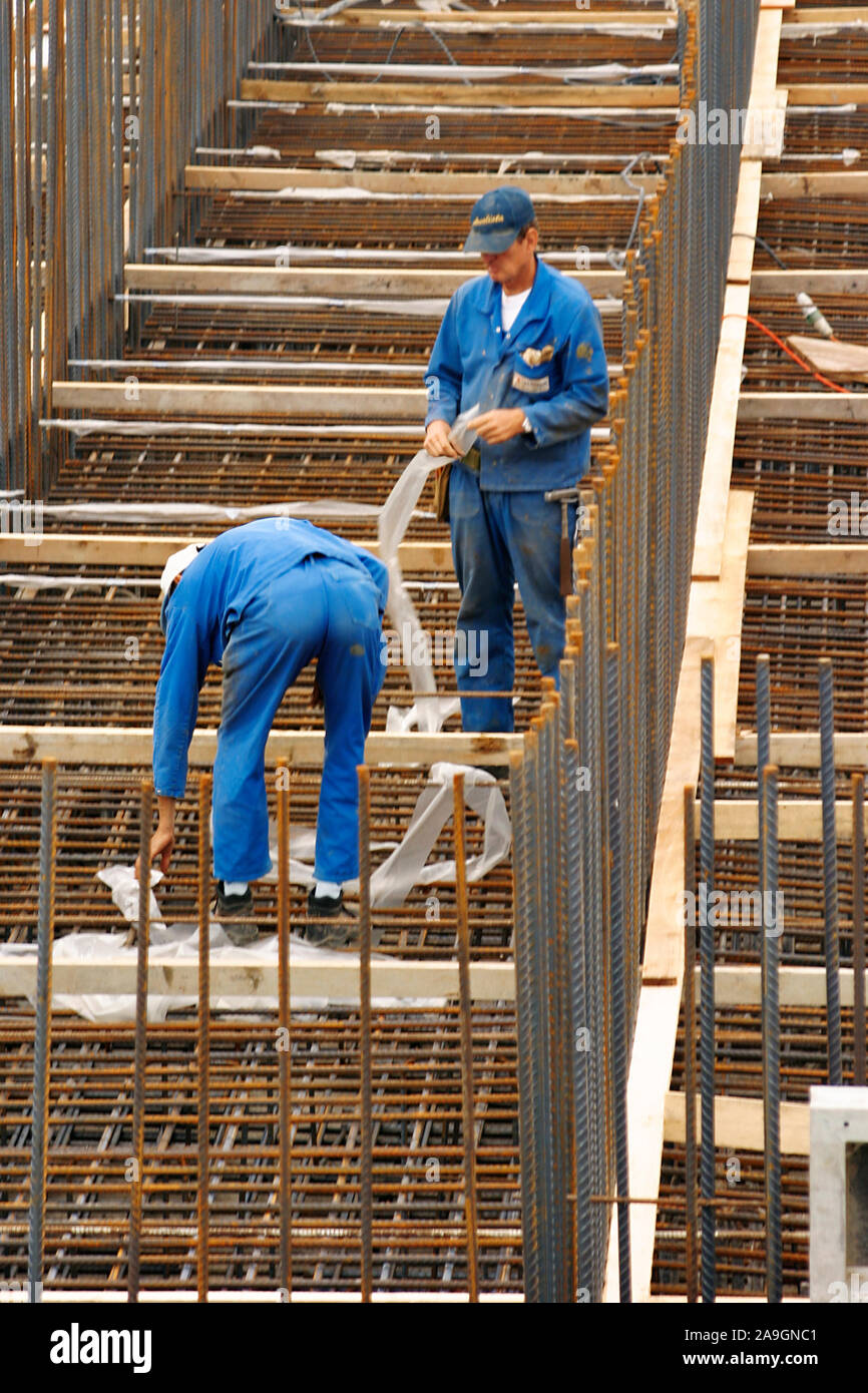 Bauarbeiter auf einer Baustelle Stock Photo