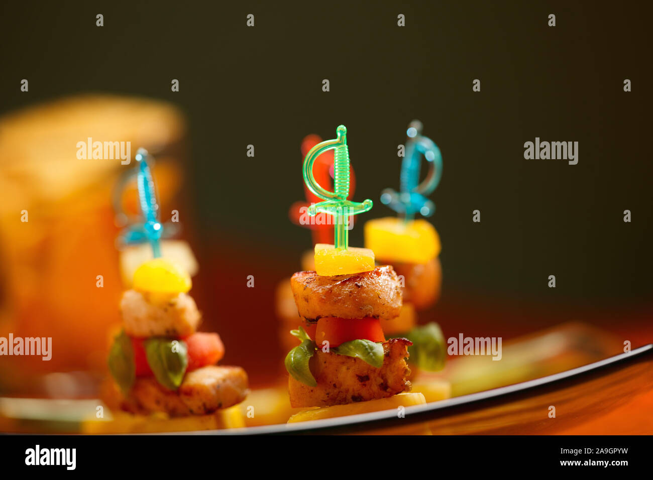 Spiess mit Kaese, Ananas, Huehnchen, Tomate, Stock Photo