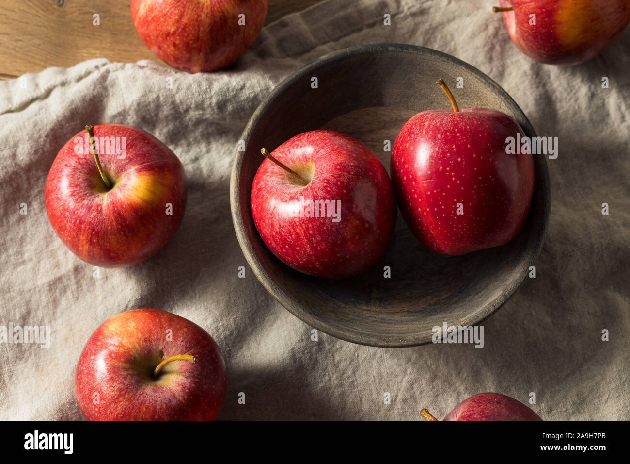 Gala apple organic hi-res stock photography and images - Alamy