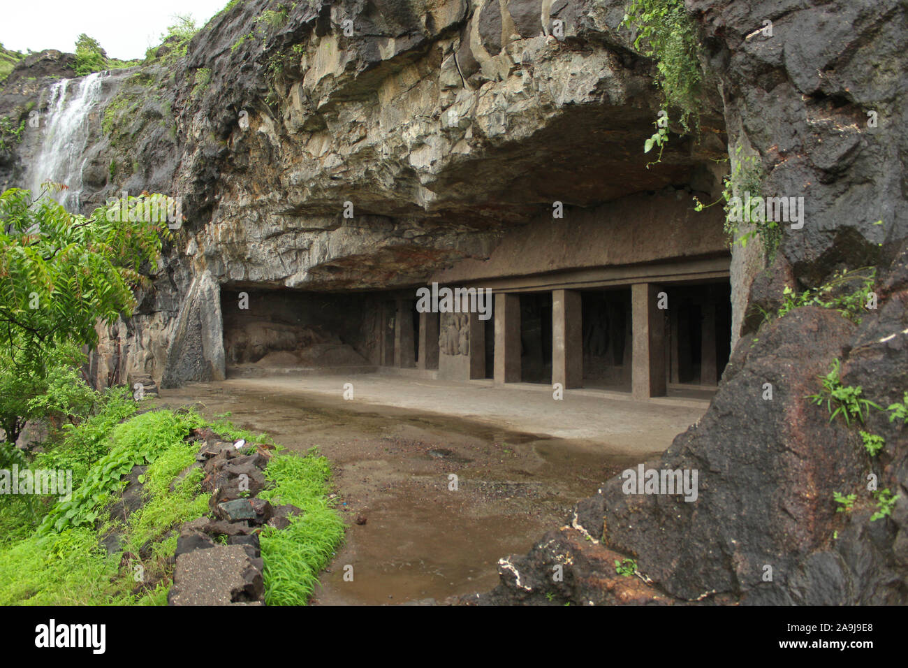 Cave 1, View of porch and area in front. Aurangabad caves, Western Group, Aurangabad, Maharashtra, India Stock Photo