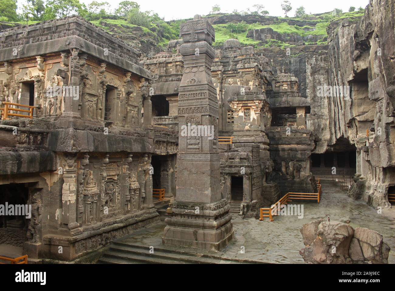 Cave 16 : Temple Courtyard and Victory Pillar South Ellora Caves, Aurangabad, Maharashtra, India Stock Photo