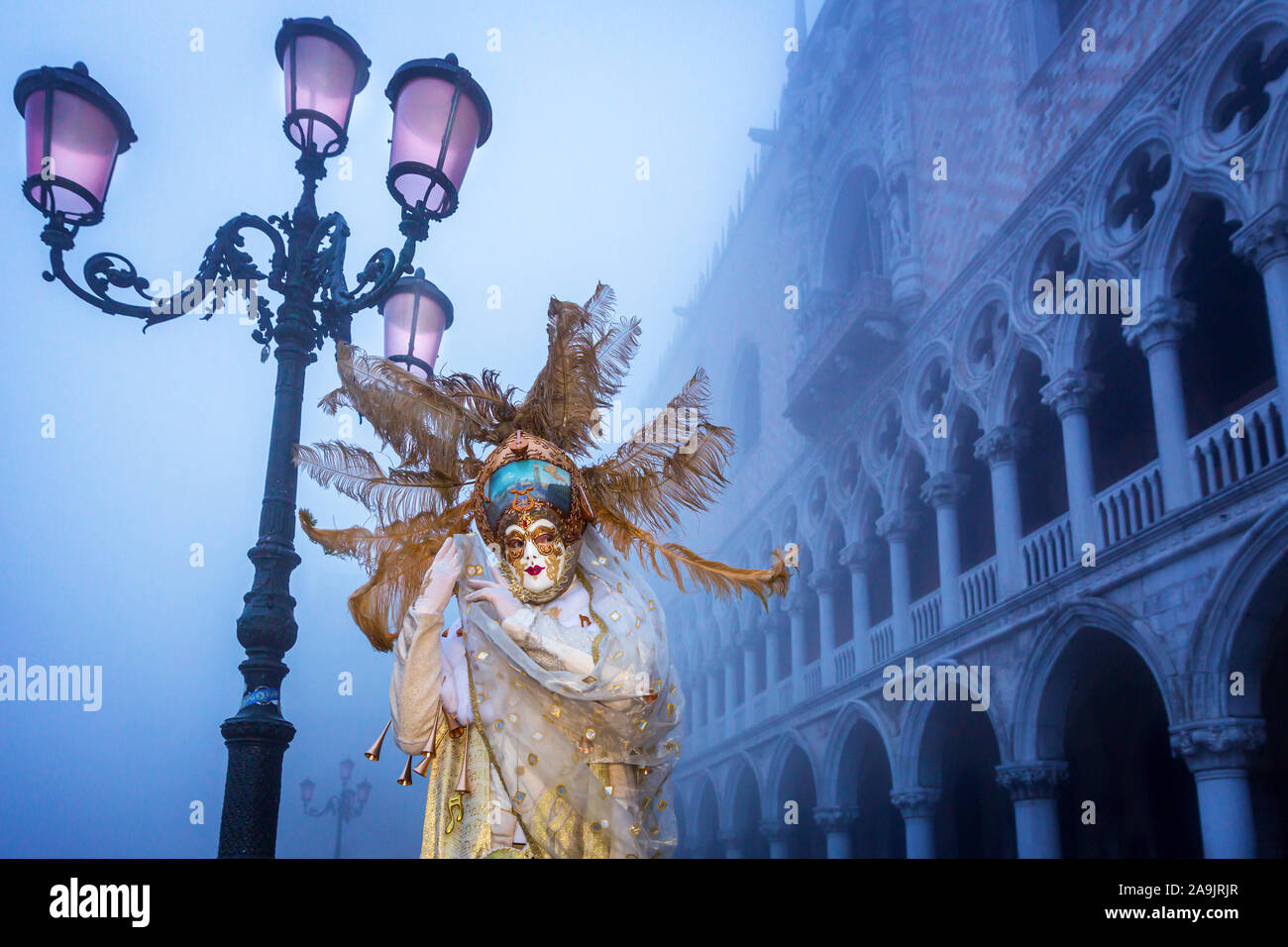 Carnival in venice hi-res stock photography and images - Alamy