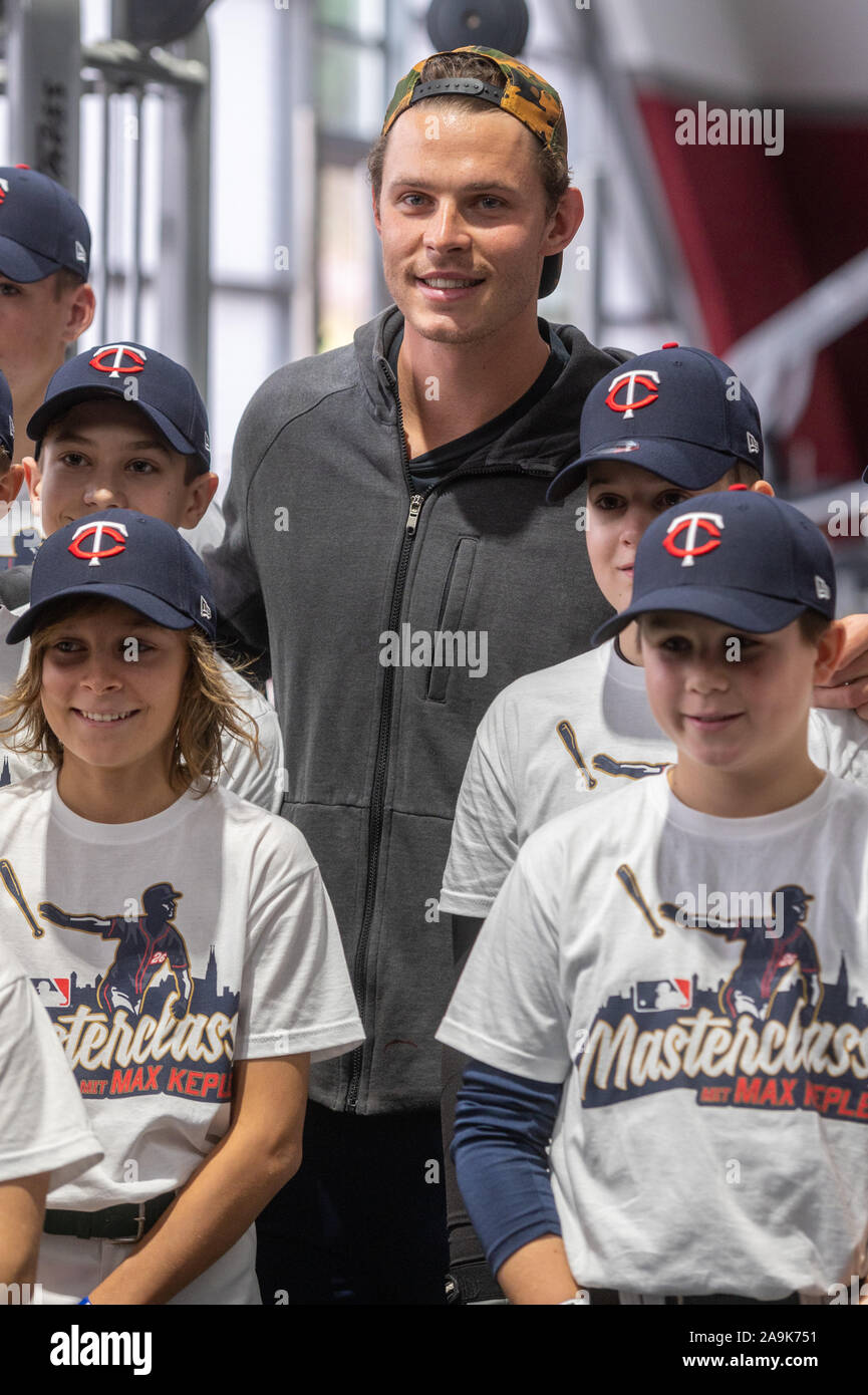 Max Kepler Jerseys, Max Kepler Gear, Merchandise